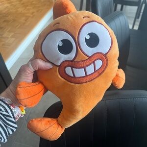 6" Nickelodeon Baby Shark's Big Show Fin Friend William Orange Gold Fish Plush